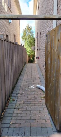 For Lease - 95 Lady Karen Crescent Basement N/A, Vaughan, Ontario - Photo 2