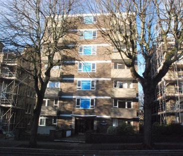 Hereford Court, The Drive, Hove - Photo 3