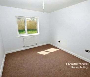 3 bedroom detached bungalow to rent - Photo 4
