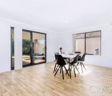 4x2 House in Secret Harbour with Alfresco - Photo 2