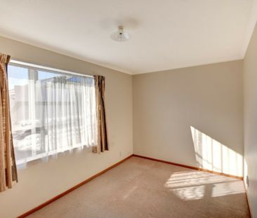 Sun, space and convenience - Photo 3