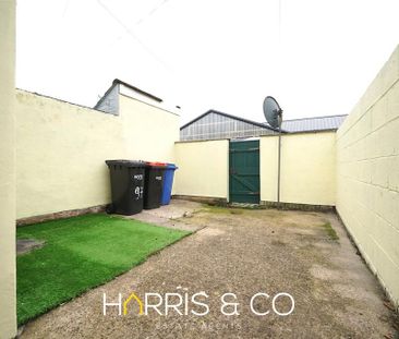 2 bedroom terraced house to rent - Photo 5