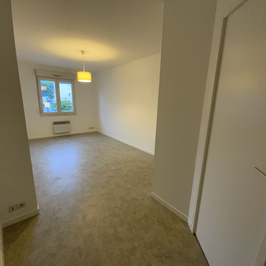 Location Appartement 1 pièce 19m² EVREUX 27000 - Photo 1