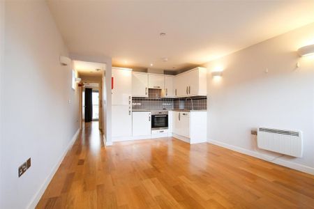 1 bedroom apartment to rent - Photo 4