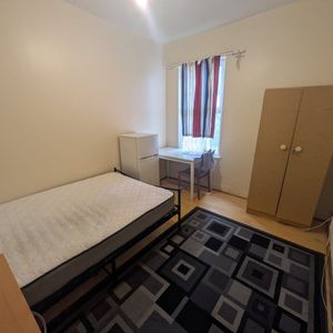 Room in a Shared House, Plashet Road, E13 - Photo 3