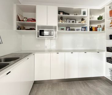 1 Bowie Avenue, - Photo 3