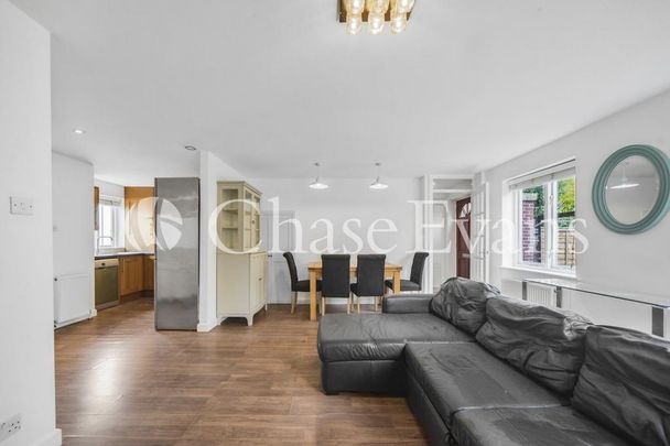 2 bedroom house to rent - Photo 1