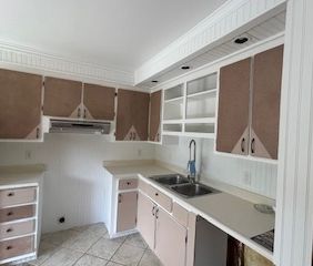 Beau Logement Fraichement Peinturé - Photo 3