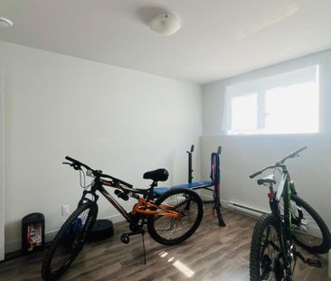 Appartement à louer - Farnham - Photo 4