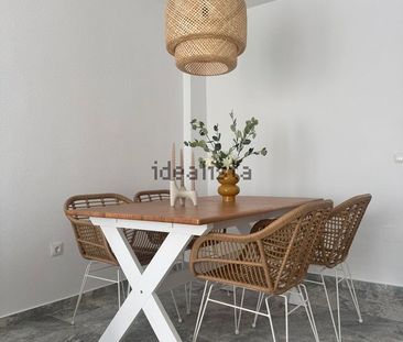 Alquiler de piso en Calle Albatros, 1 - Photo 1