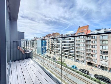 Stijlvol en lichtrijk nieuwbouw dakappartement nabij de Zeedijk en de site van de Heldentoren. - Photo 3