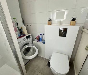 Deux pièces avec dressing et bureau - Photo 4