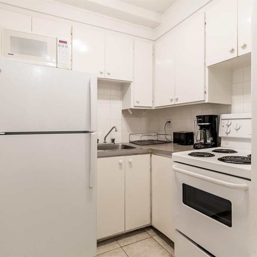 1 Bedroom - 3505 Sainte-Famille,, Montréal - Photo 1