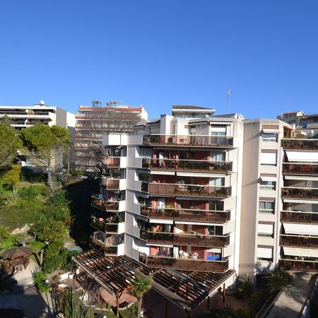 Location Appartement 2 pièces 38m² LE CANNET 06110 - Photo 4
