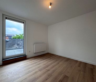 Centraal gelegen totaal gerenoveerde woning met een epc label A! - Foto 2