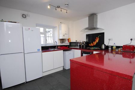 6 bedroom house to rent - Photo 5