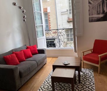 T2 MEUBLE quartier Bouffay Nantes - Photo 3