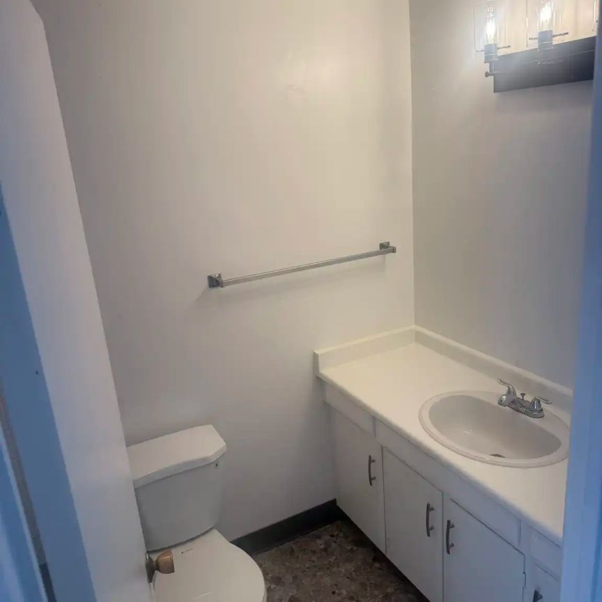 CASA DEL MAR APARTMENTS — 208 - Photo 1