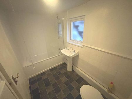 Apartment A Main Street, Larne, BT40 1RE - Photo 4