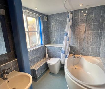 3 bedroom detached house to rent - Photo 6