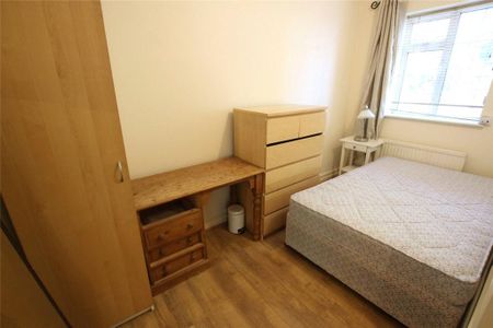1 bedroom property to rent - Photo 4