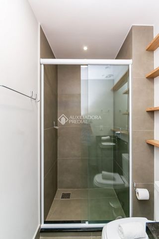 Apartamento com 1 quarto e 50m² para alugar em Três Figueiras, Porto Alegre. - Foto 5