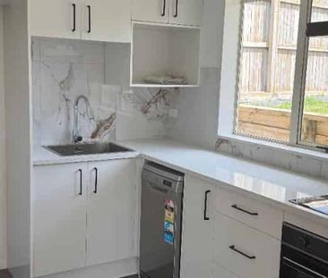 Low Maintenance Rental House - Photo 1