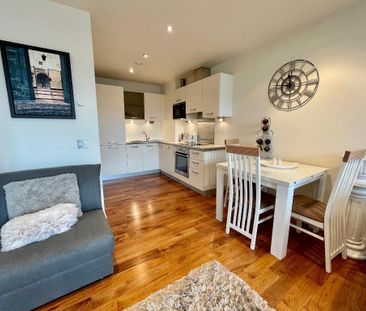 2 bedroom apartment to rent - Photo 3