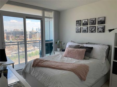 For Lease - 15 Iceboat Terrace Unit# #1201, Toronto, Ontario - Photo 5