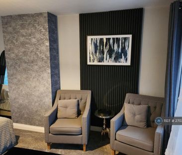 1 bedroom in a house share to rent - Photo 5