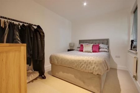 1 bedroom property to rent - Photo 3