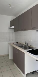 Location Appartement 2 pièces 35m² CAGNAC LES MINES 81130 - Photo 3