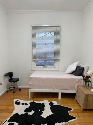 Beaconsfield - Photo 4