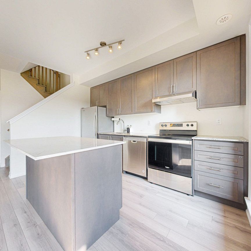 For Lease - 349 Wheat Boom Drive Unit# 335, Oakville, Ontario - Photo 1