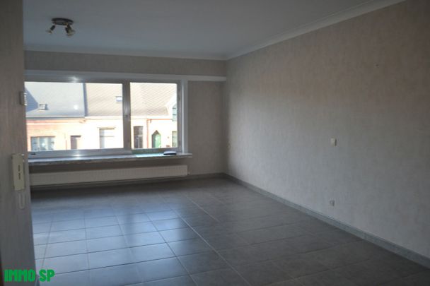 Centraal gelegen appartement op de eerste verdieping met 2 slaapkamers - Foto 1