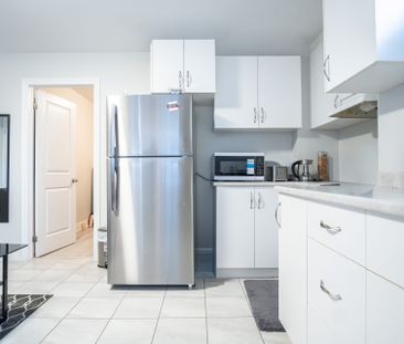 For Lease - 35 Roberta Drive Unit# 2, Toronto, Ontario - Photo 4