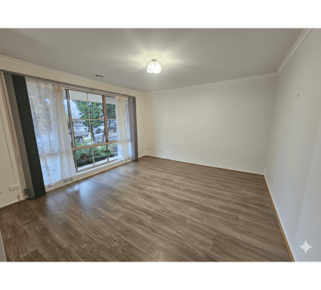 1/4 Glen Court, Narre Warren, Vic 3805 - Photo 2