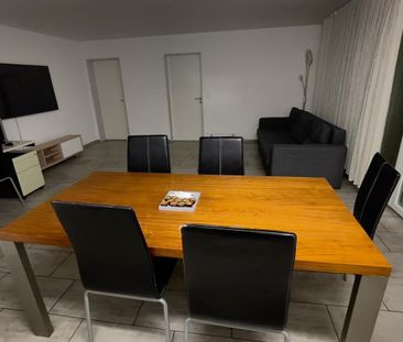 Zu vermieten: Möblierte, Parterre 2.5 Zi-W. eigenem Waschraum, roll... - Photo 5