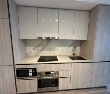 For Lease - 8 Interchange Way Unit# 5205, Vaughan, Ontario - Photo 5