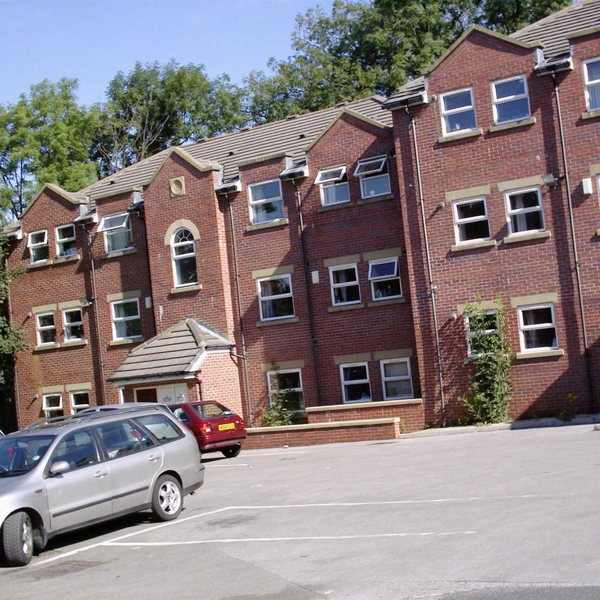 Flat 17, Headingley Rise Welton Road, Hyde Park, Leeds, LS6 1EE - Photo 1