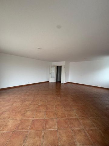 Location Appartement 4 pièces 100m² TALENCE 33400 - Photo 2