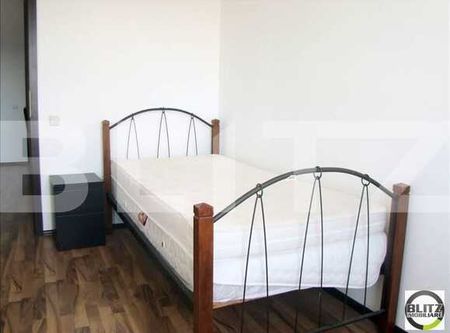 La prima inchiriere 4 camere, 95 mp utili - Fotografie 4