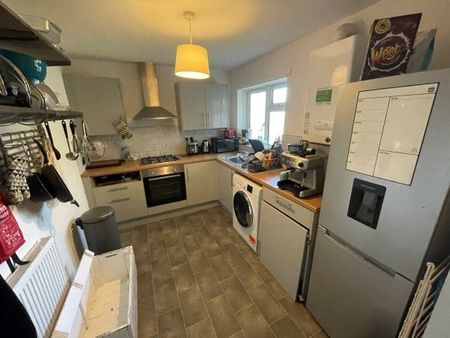 Codrington House, Hawke Street - Photo 5