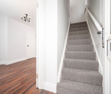 37 Serpentine Gardens, Belfast, BT36 7EZ - Photo 3