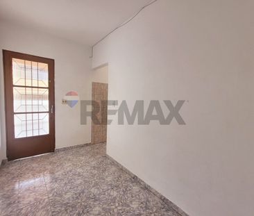Casa com 1 dormitório e varanda coberta na Vila Hebe - Photo 2