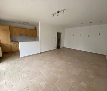 Gelijkvloerse verdieping te huur in Halle - Foto 1