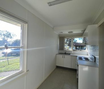 Tidy Studio Apartment - Photo 3