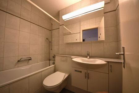 3 Zimmer, 65 m², 1. Stock - Foto 2