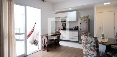 Apartamento para alugar com 73m², 3 quartos e 1 vaga - Foto 2