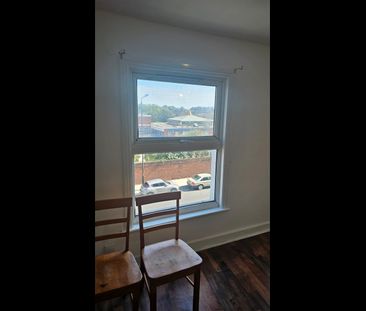 Studio Flat, Leytonstone Road, E15 - Photo 2